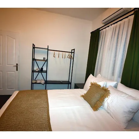 Otel Benjamin 3*