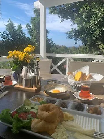 Benjamin Hotel