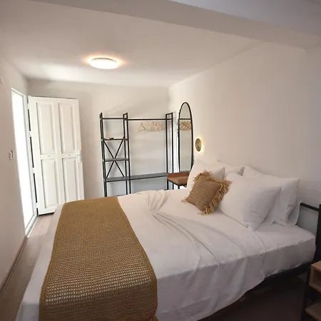 Benjamin Hotel