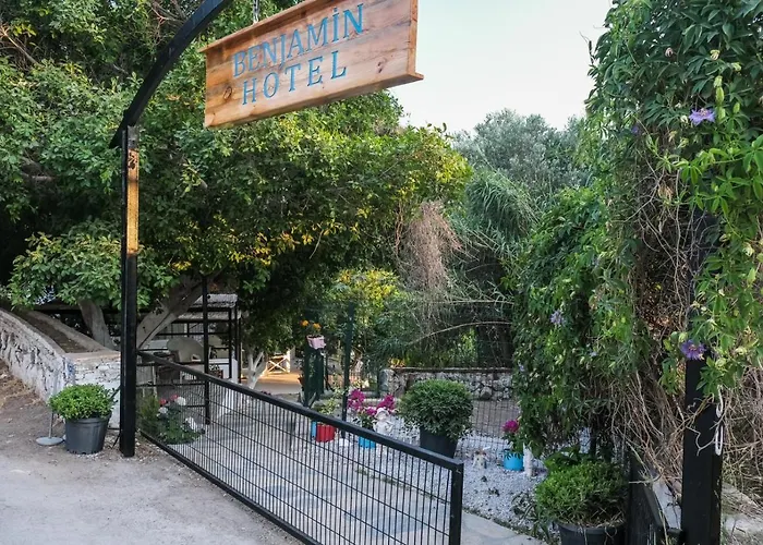 Benjamin Pansiyon Hotel 3*